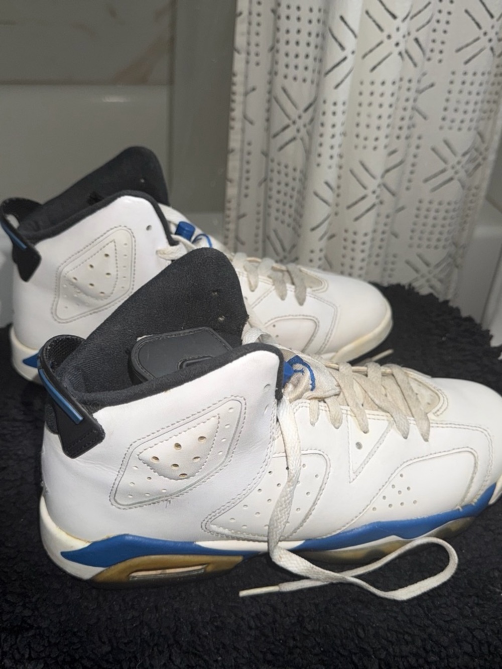 Nike Kids White, Blue and Black High-Top Sneakers